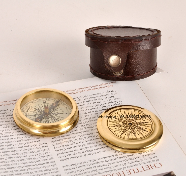 Collectible Vintage Tools - Custodia in pelle vintage in ottone