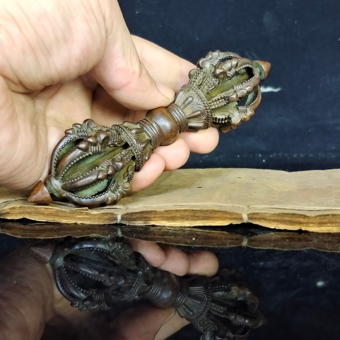Vajra tantrico tibetano a otto - Collectible Vintage Tools recensione e prezzo
